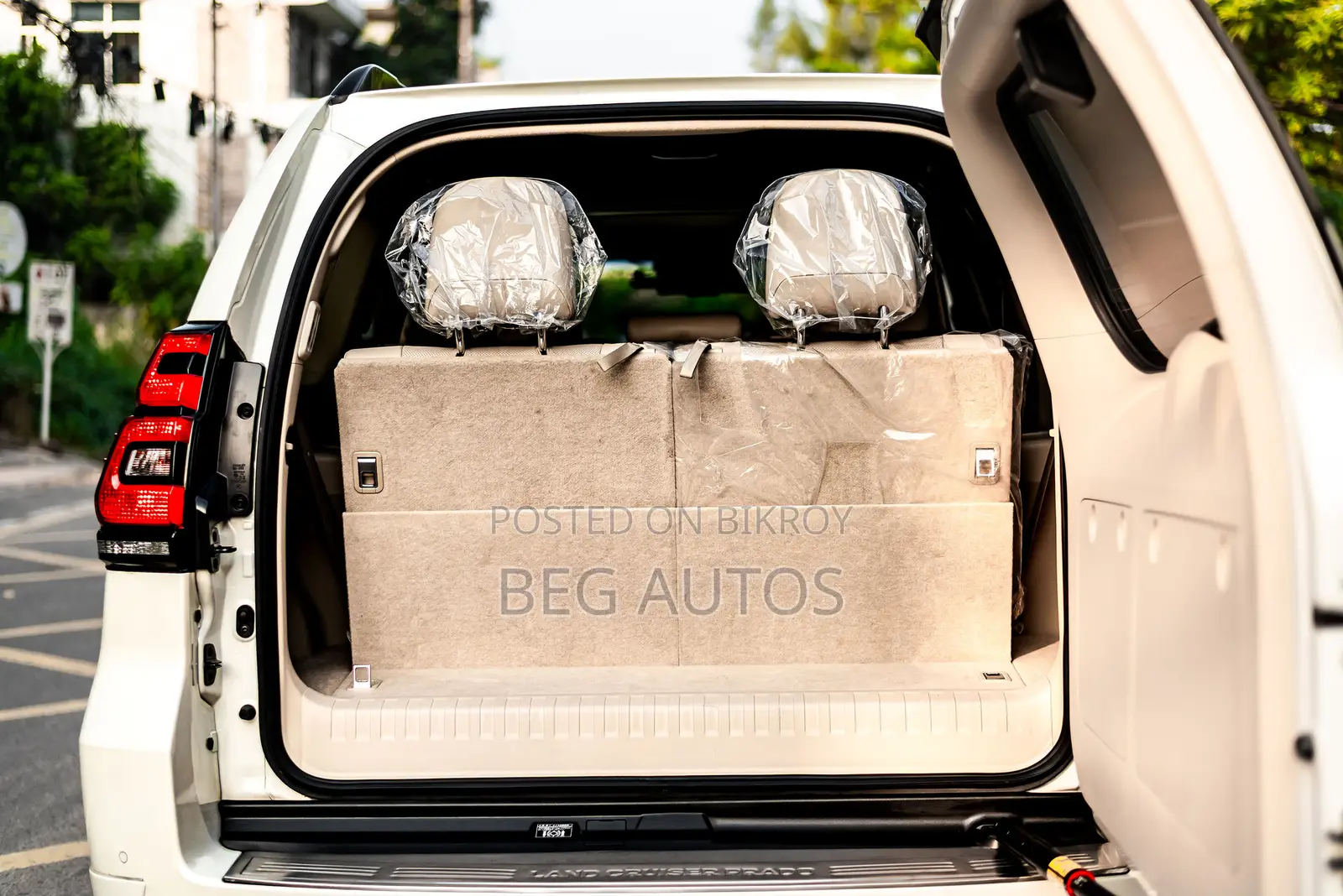 Toyota Land Cruiser Prado 2.7 2018 Pearl