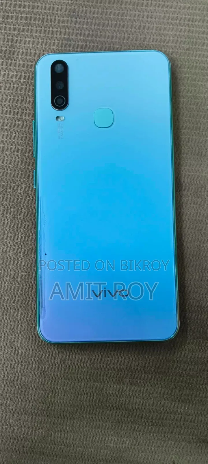 Vivo Y17 256 GB Blue