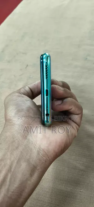 Vivo Y17 256 GB Blue