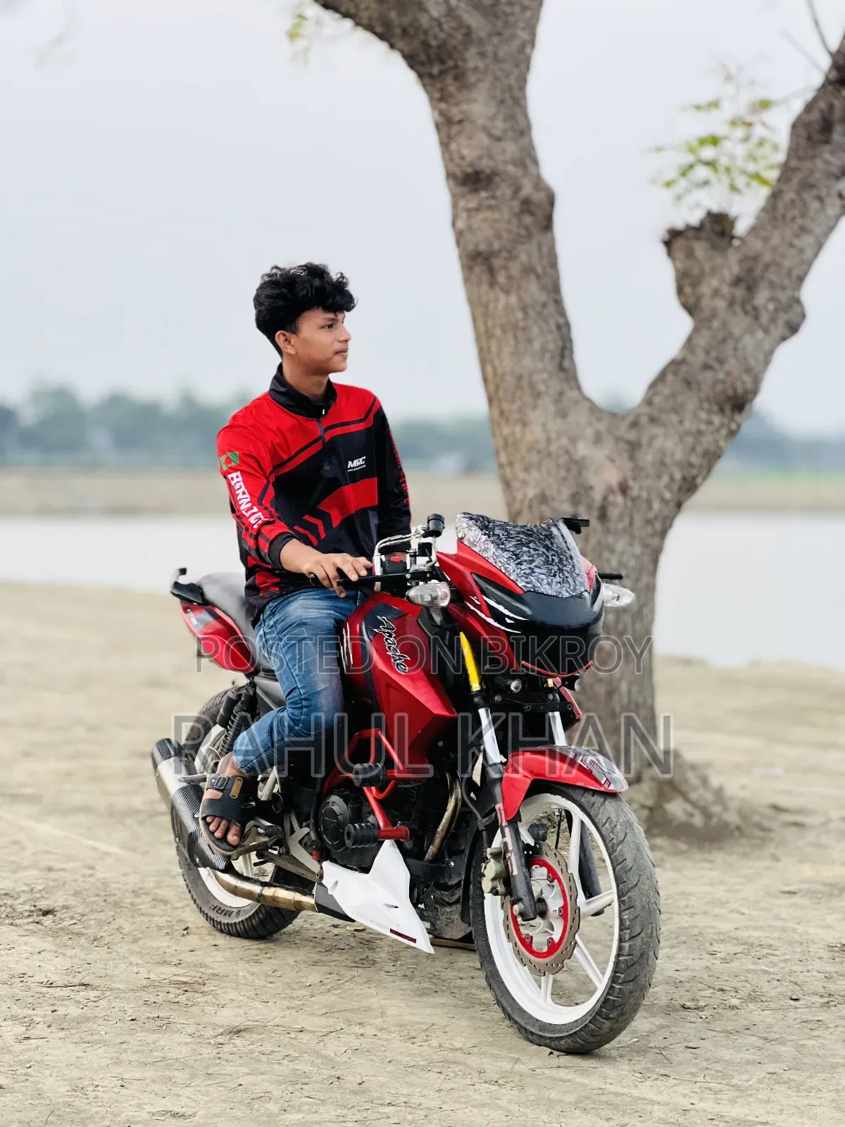 TVS Apache RTR 160 2V 2018 Red