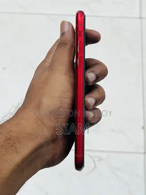 Apple iPhone XR 64 GB Red