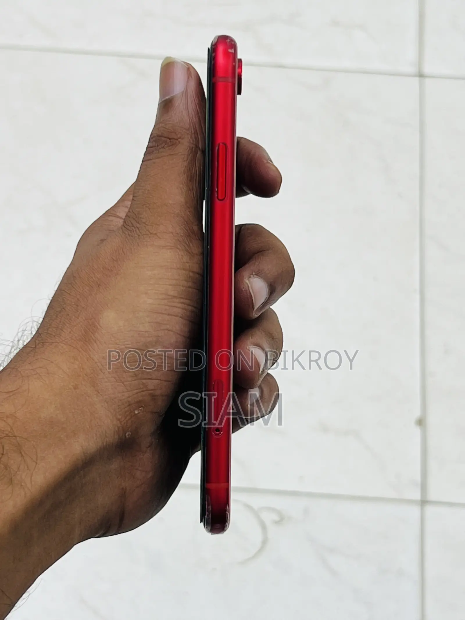 Apple iPhone XR 64 GB Red