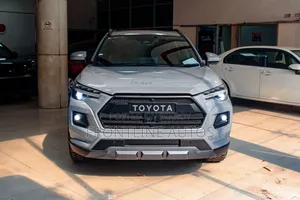Toyota Corolla Cross 2025 Gray