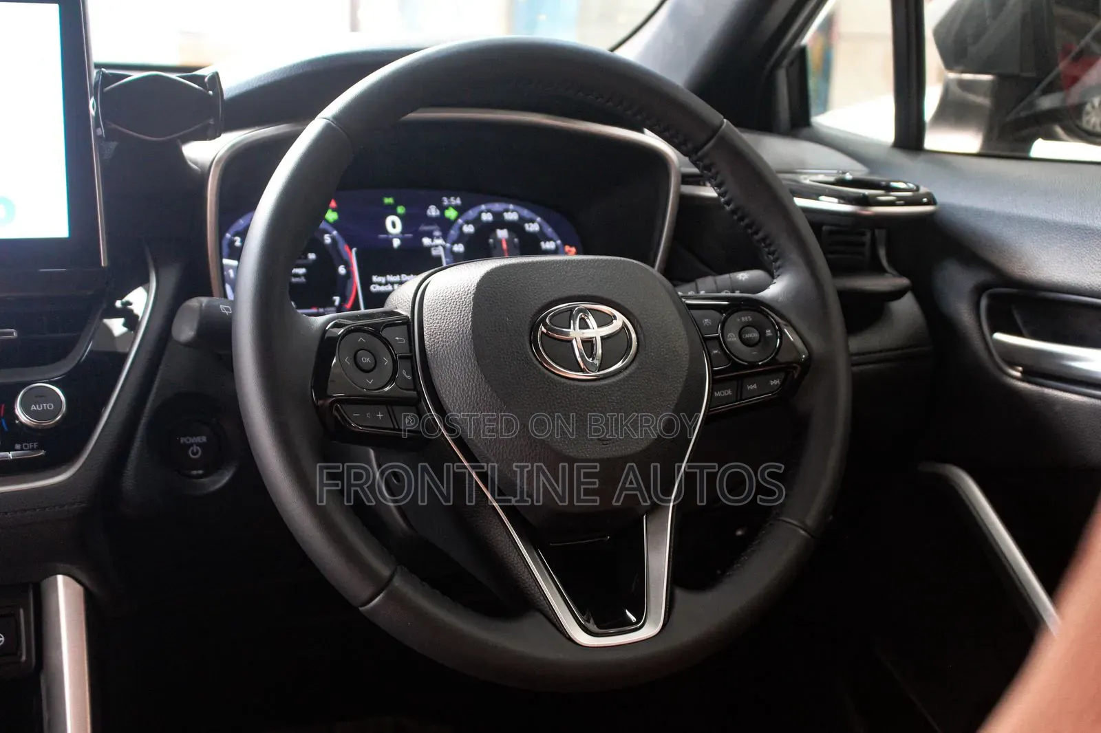 Toyota Corolla Cross 2025 Gray