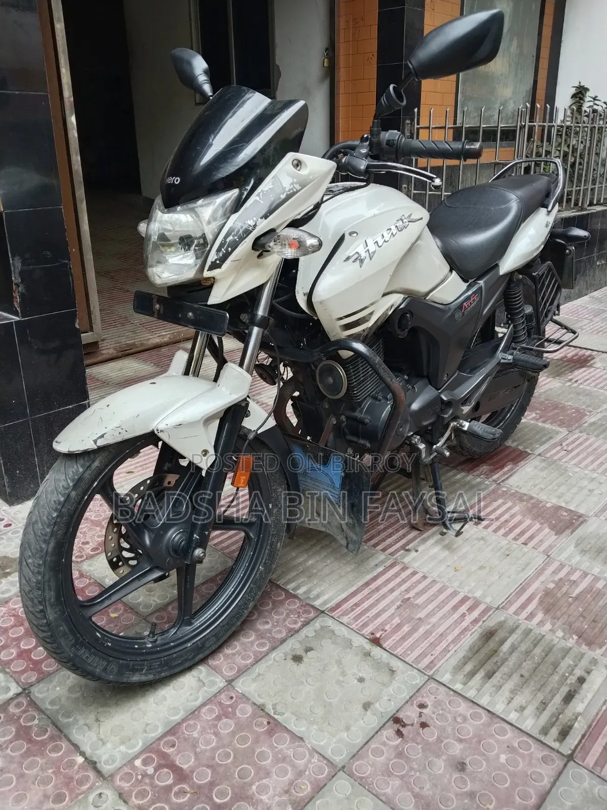 Hero Hunk 2018 White