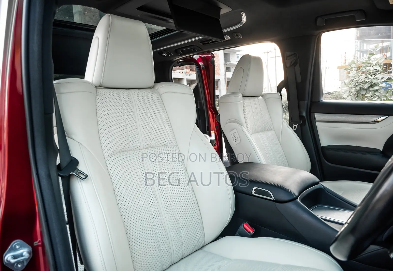 Toyota Alphard 2.5 Hybrid AWD 2018 Red