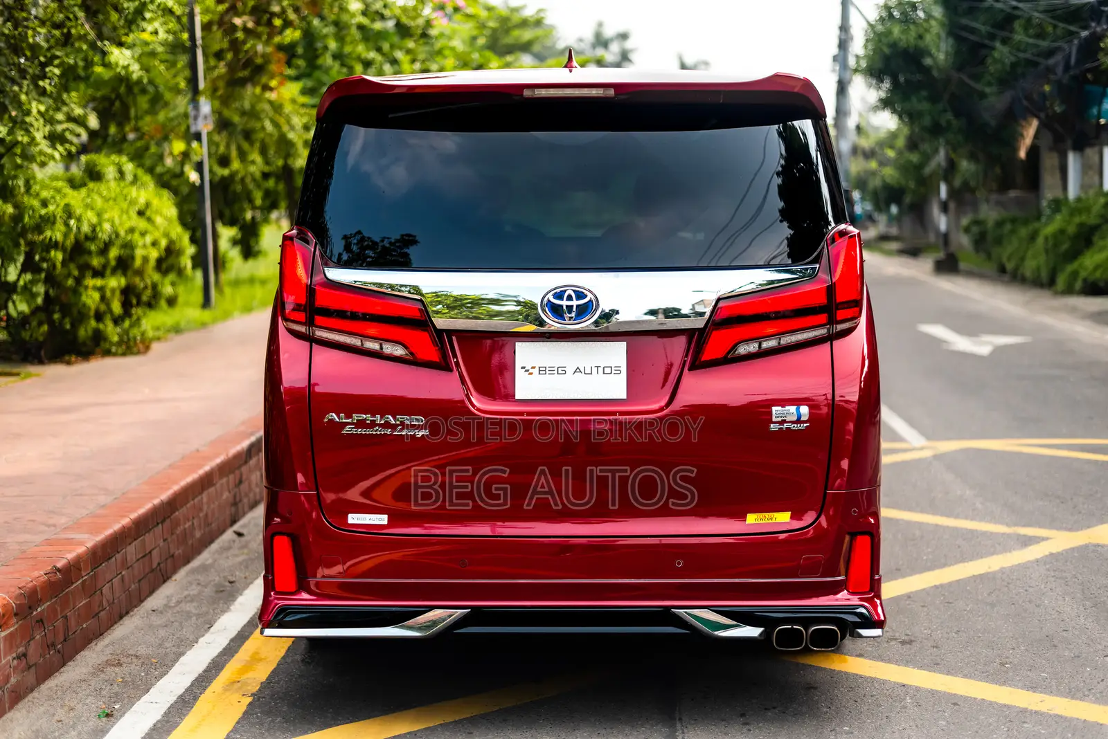 Toyota Alphard 2.5 Hybrid AWD 2018 Red