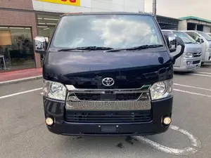 Toyota HiAce 2021 Black