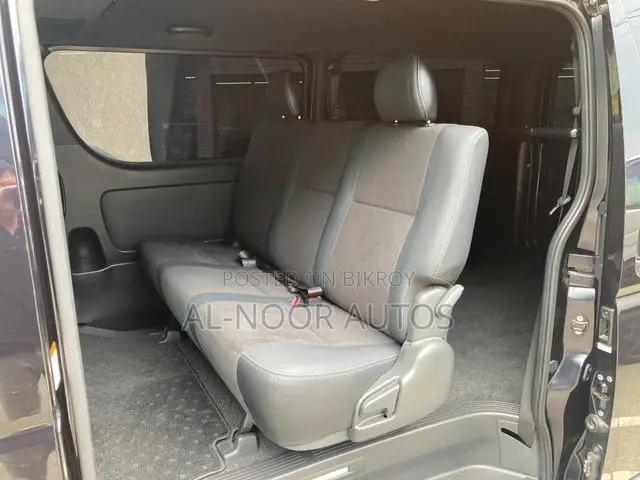 Toyota HiAce 2021 Black