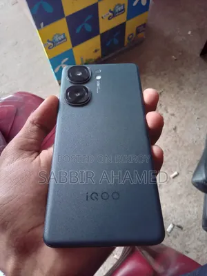 iQOO 256 GB Black