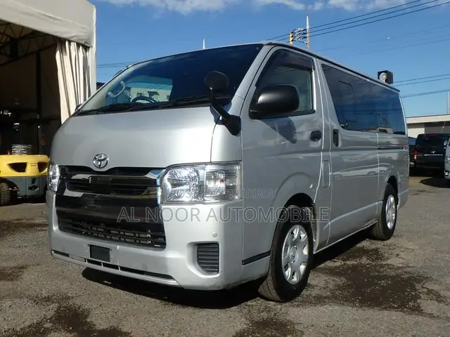 Toyota HiAce 2021 Silver