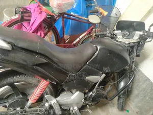 Honda 2010 Black