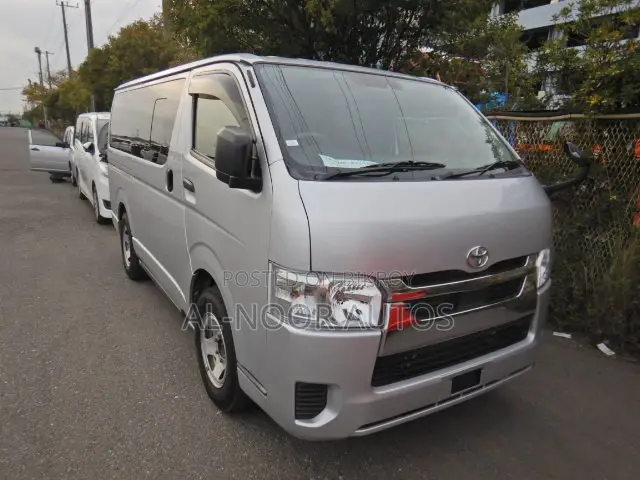 Toyota HiAce 2021 Silver