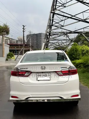 Honda Grace 2016 Pearl