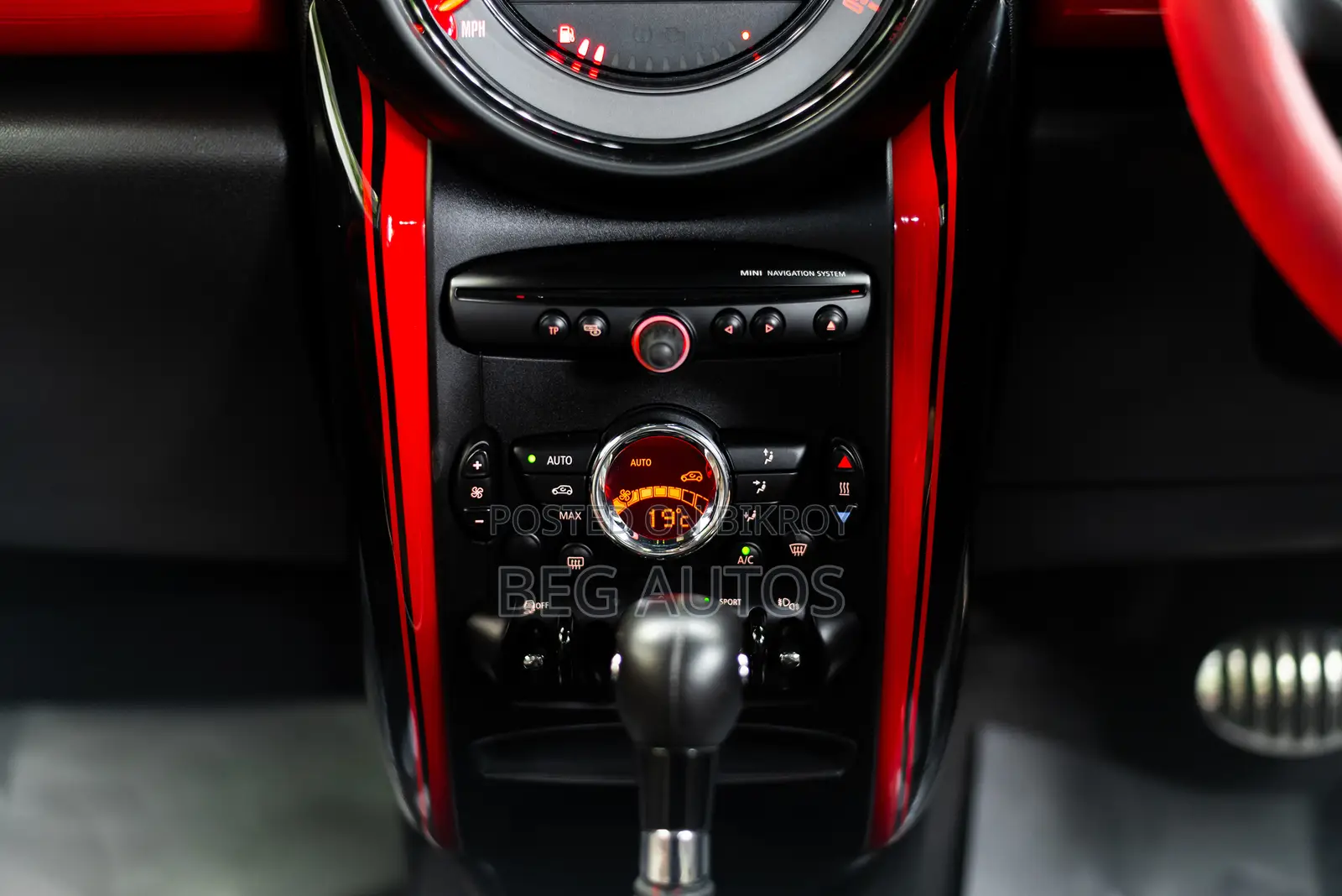 Mini Cooper John Cooper Works 2dr Convertible (1.6L 4cyl Turbo 6M) 2014