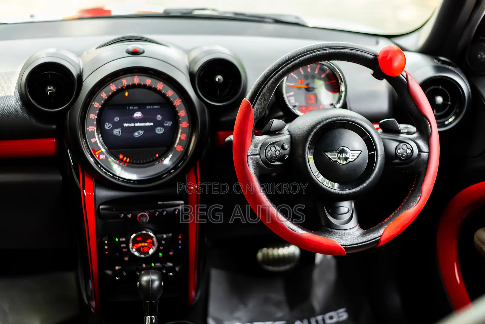 Mini Cooper John Cooper Works 2dr Convertible (1.6L 4cyl Turbo 6M) 2014
