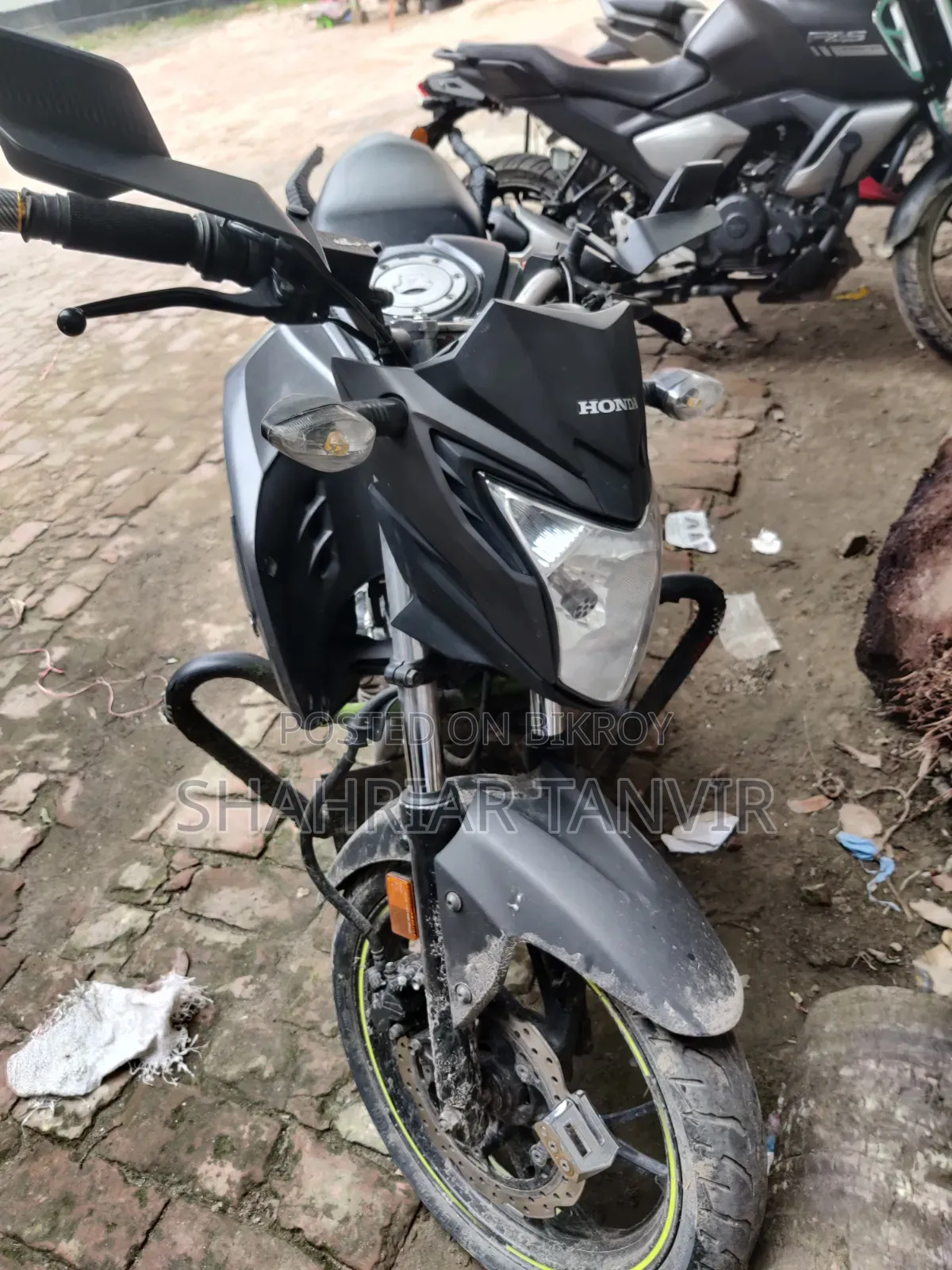 Honda Hornet 2020 Gray
