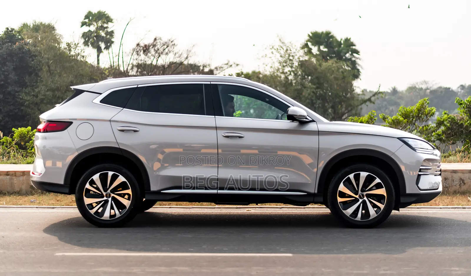 New BYD Sealion 06 DM-i Luxury 2026 Gray