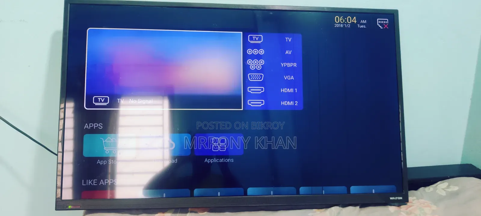 Walton Smart TV 43 inch for urgent sale