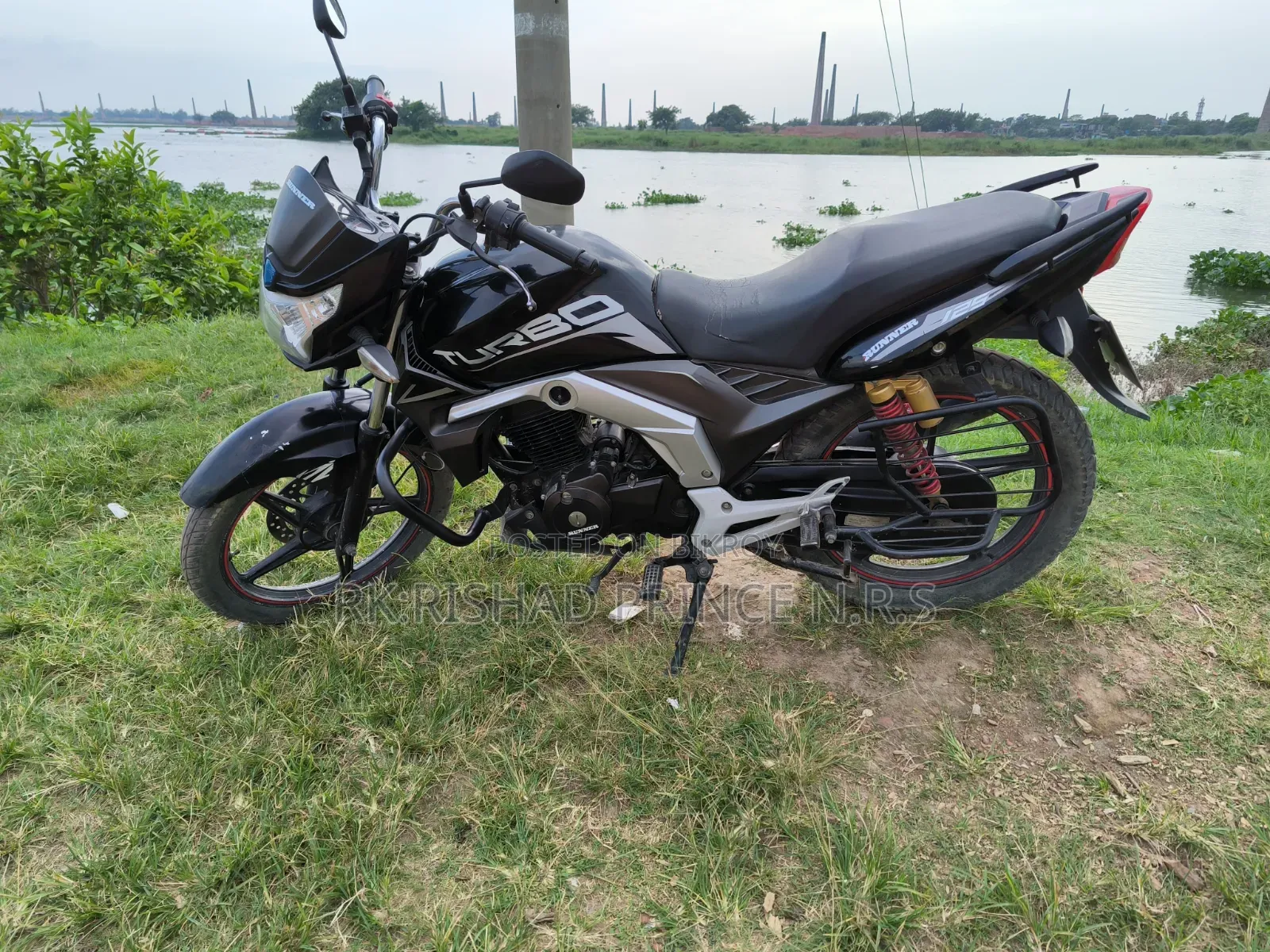 Runner Turbo V2 2022 Black