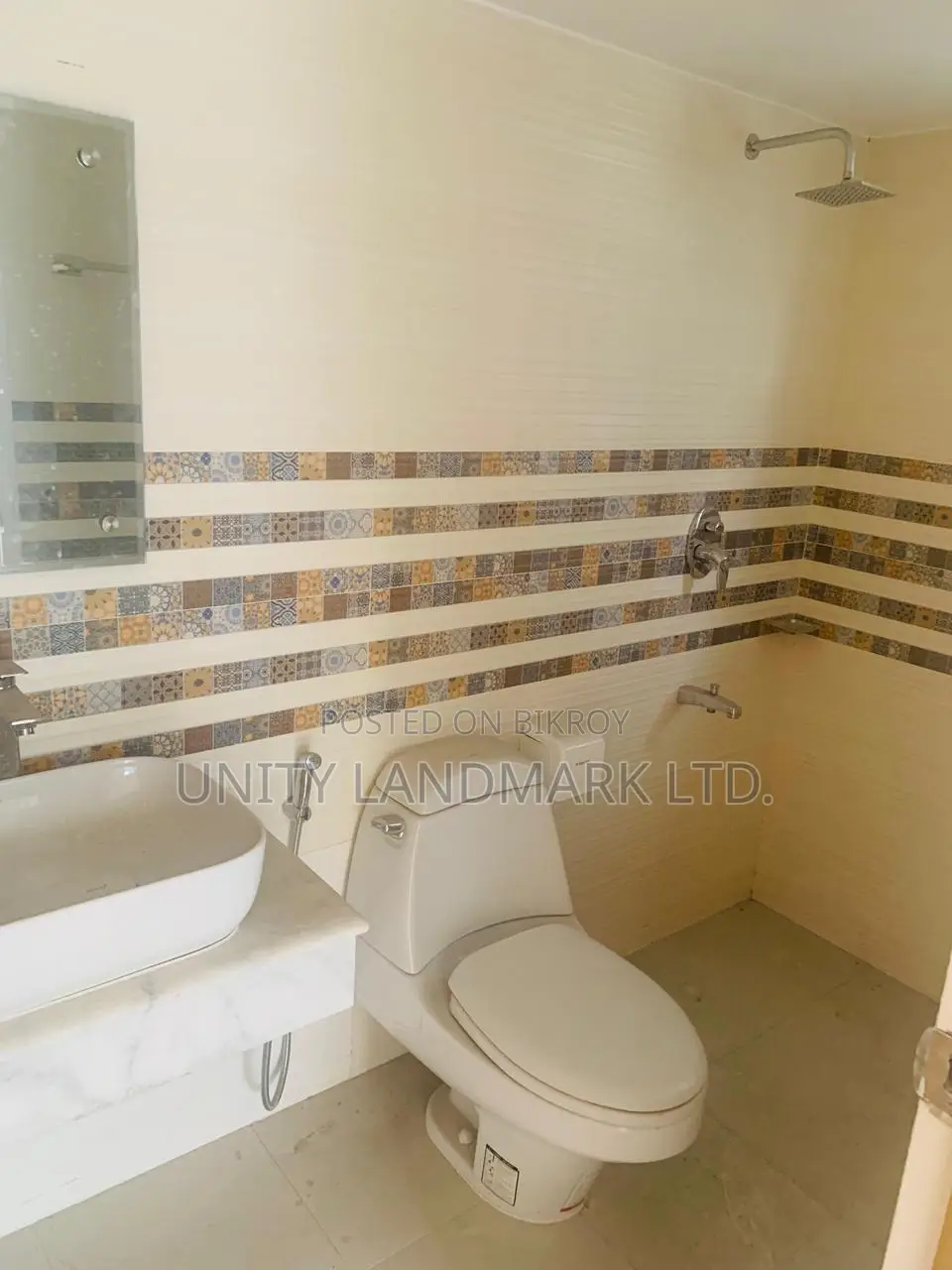 Furnished 3-bedroom Apartment in Uproperty, Jamuna Future Park for Sale