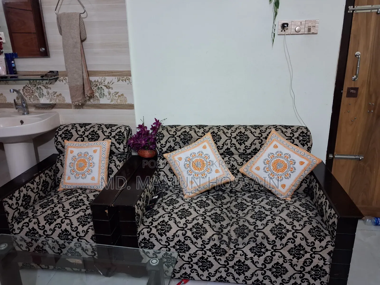 Sofa set with center table for sale