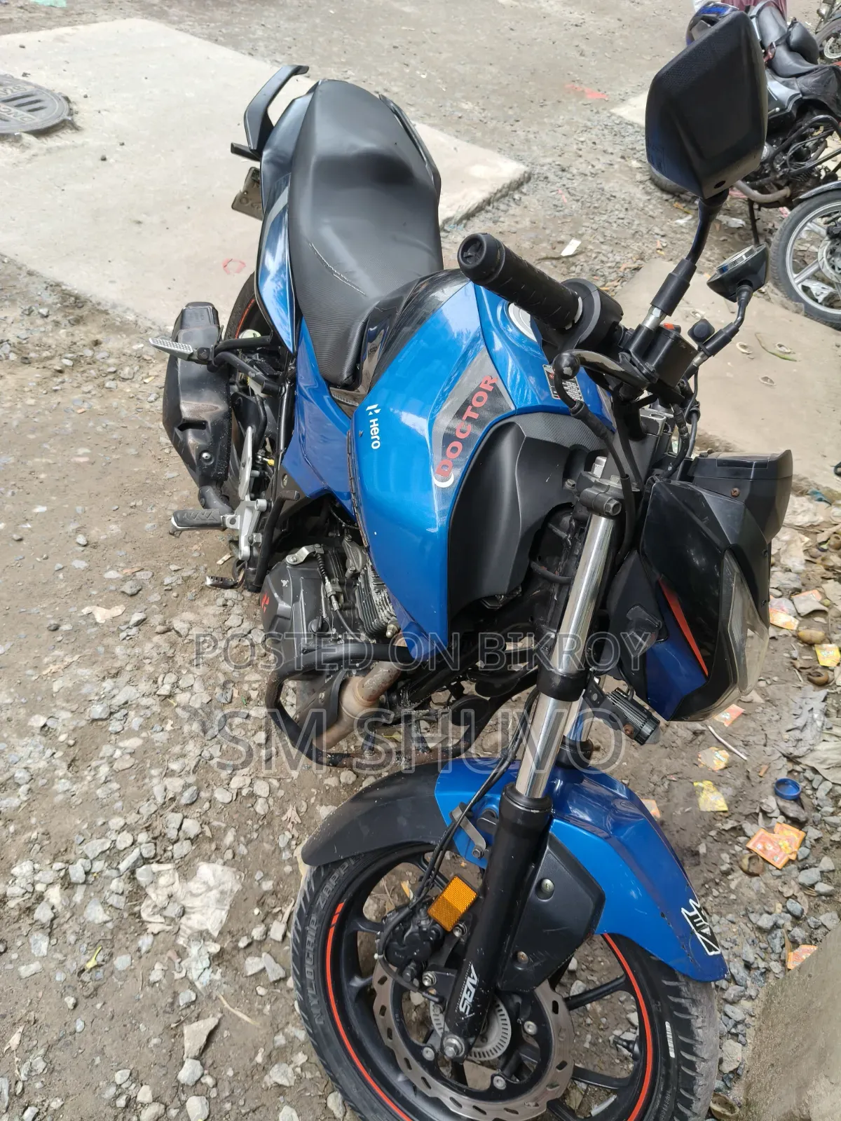 Hero Thriller 160R 2023 Blue