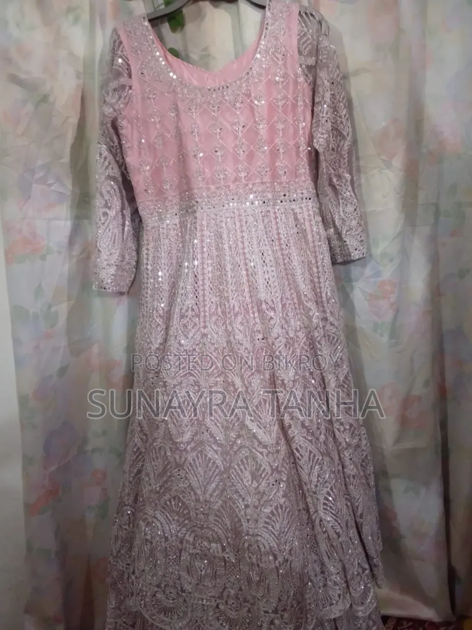Gown with can-can inside. Used only once.