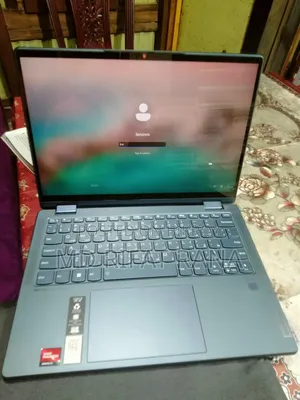 Desktop Computer Lenovo 16GB AMD Ryzen 5 SSHD+SSD 512GB