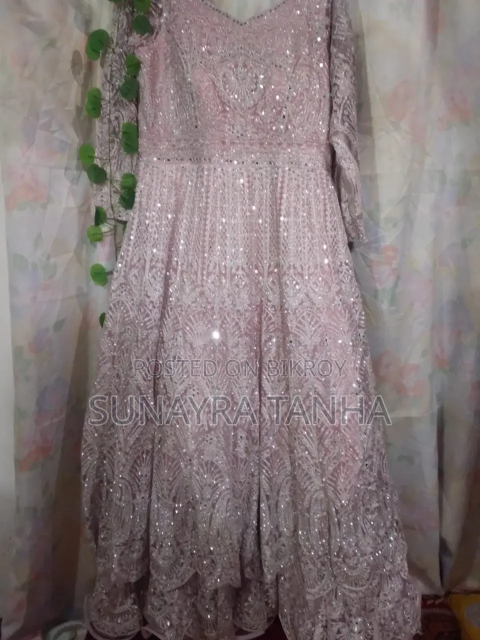 Gown with can-can inside. Used only once.