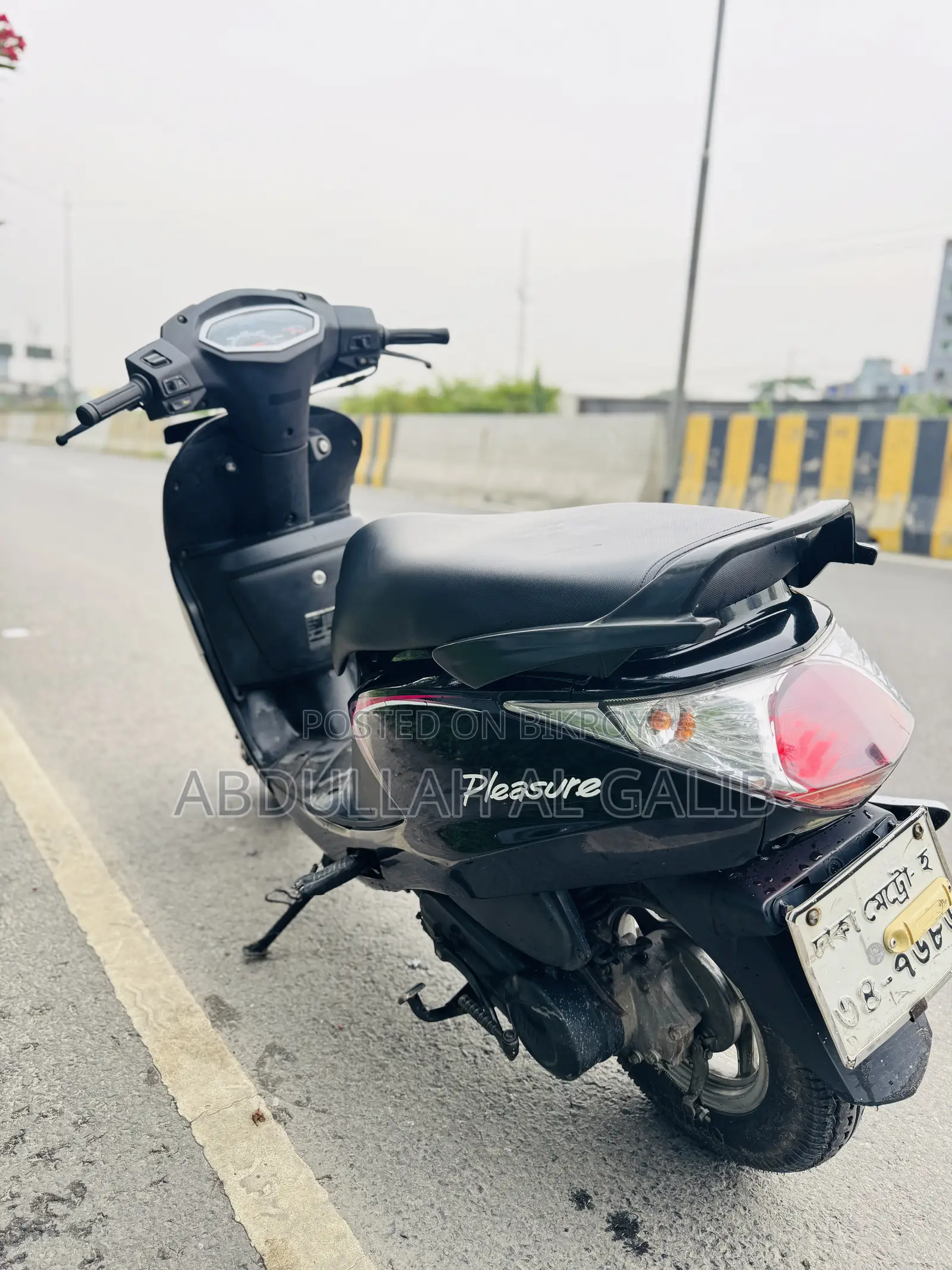 Hero Pleasure 2017 Black