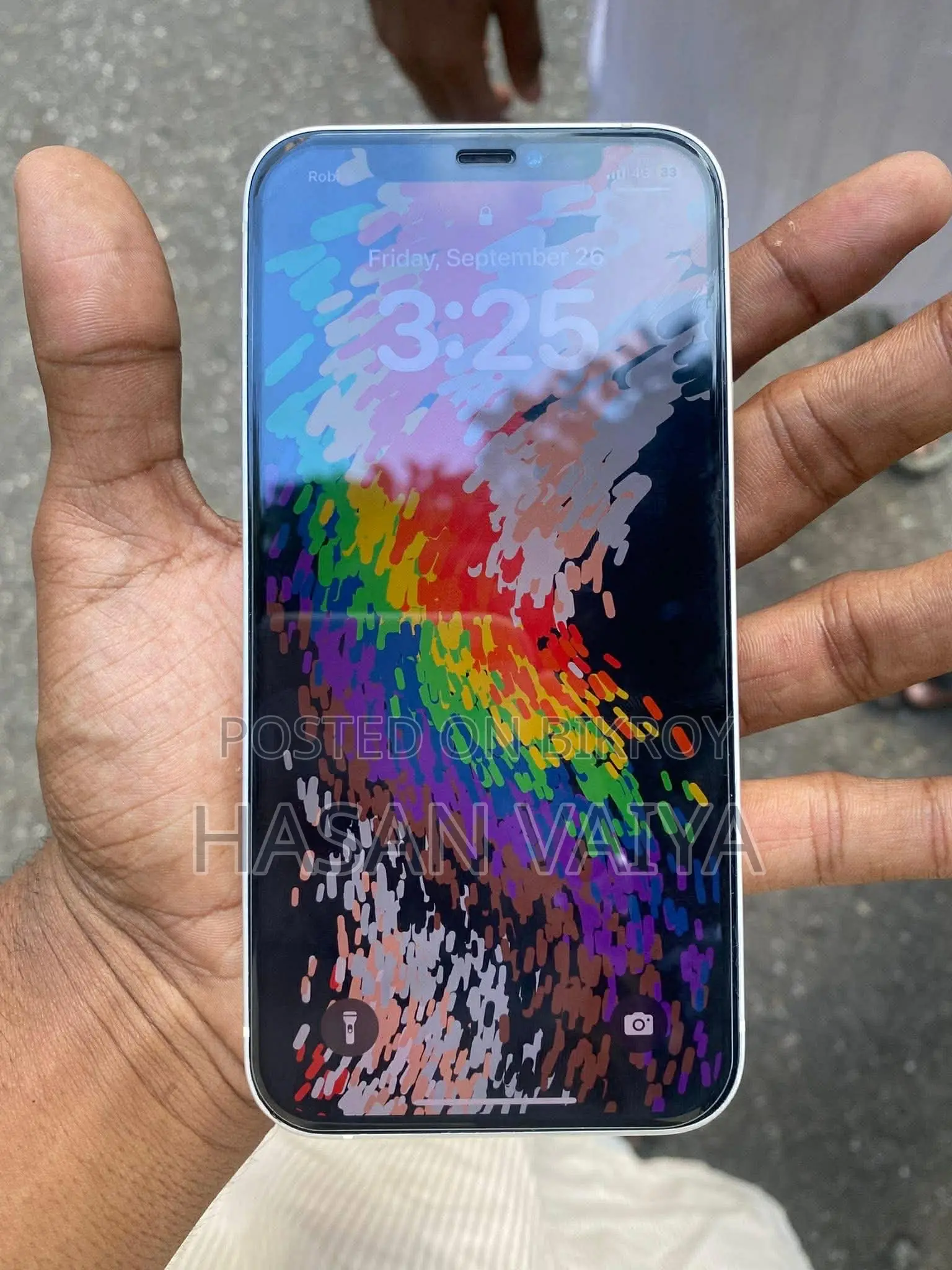 অ্যাপল আইফোন ১২ ১২৮ জিবি হোয়াইট