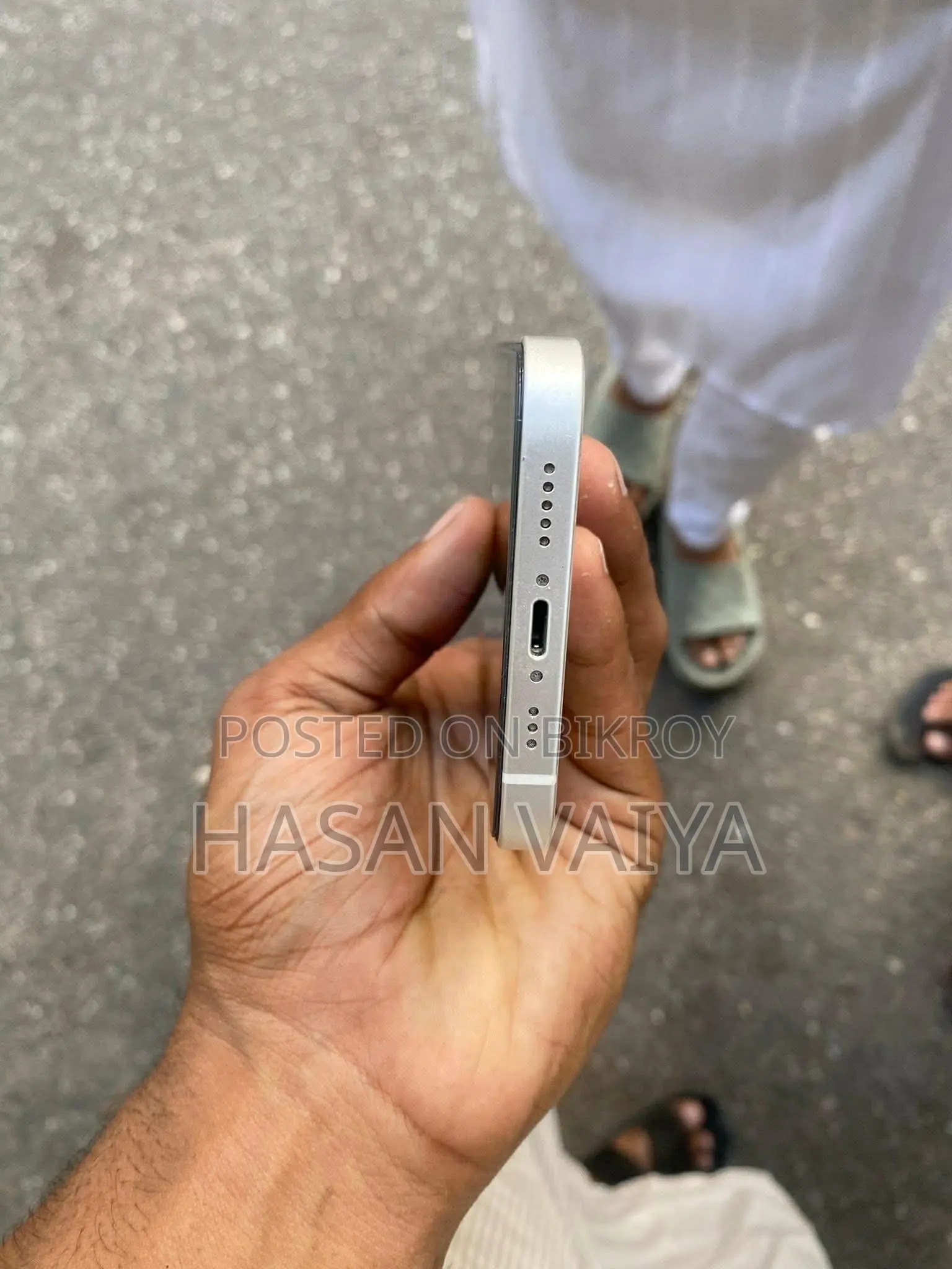অ্যাপল আইফোন ১২ ১২৮ জিবি হোয়াইট