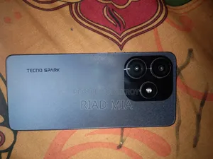 Tecno Spark 10 Pro 128 GB Black