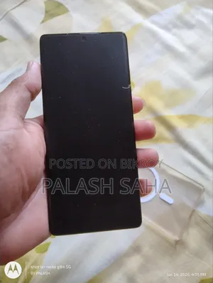 Motorola Moto G85 128 GB Yellow