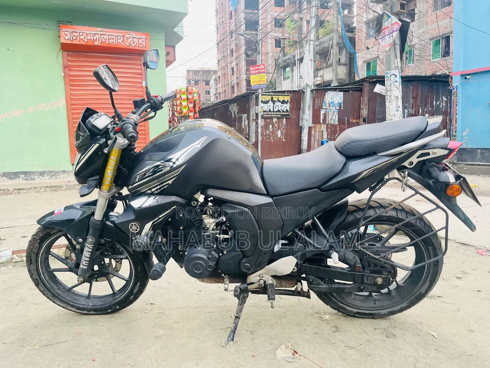 Yamaha FZ6 2024 Black