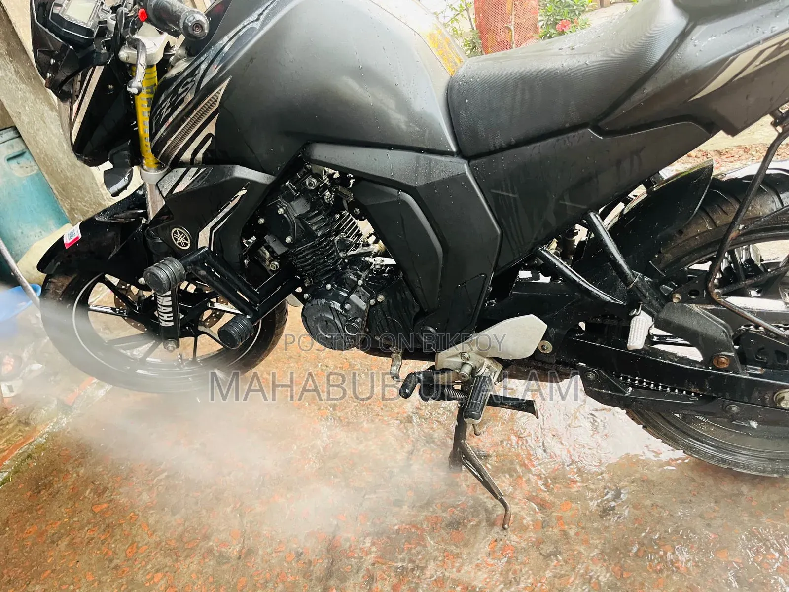 Yamaha FZ6 2024 Black