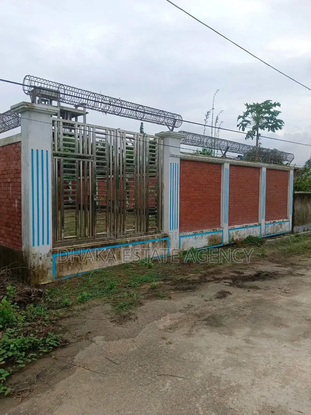 ব্লক-এম, ৫০ ফুট ২৫ ফুট রোড কর্নার ৫ কাঠা প্লট বিক্রয়