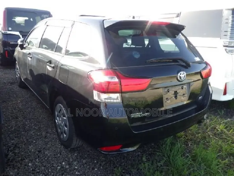 Toyota Corolla Fielder 2021 Black