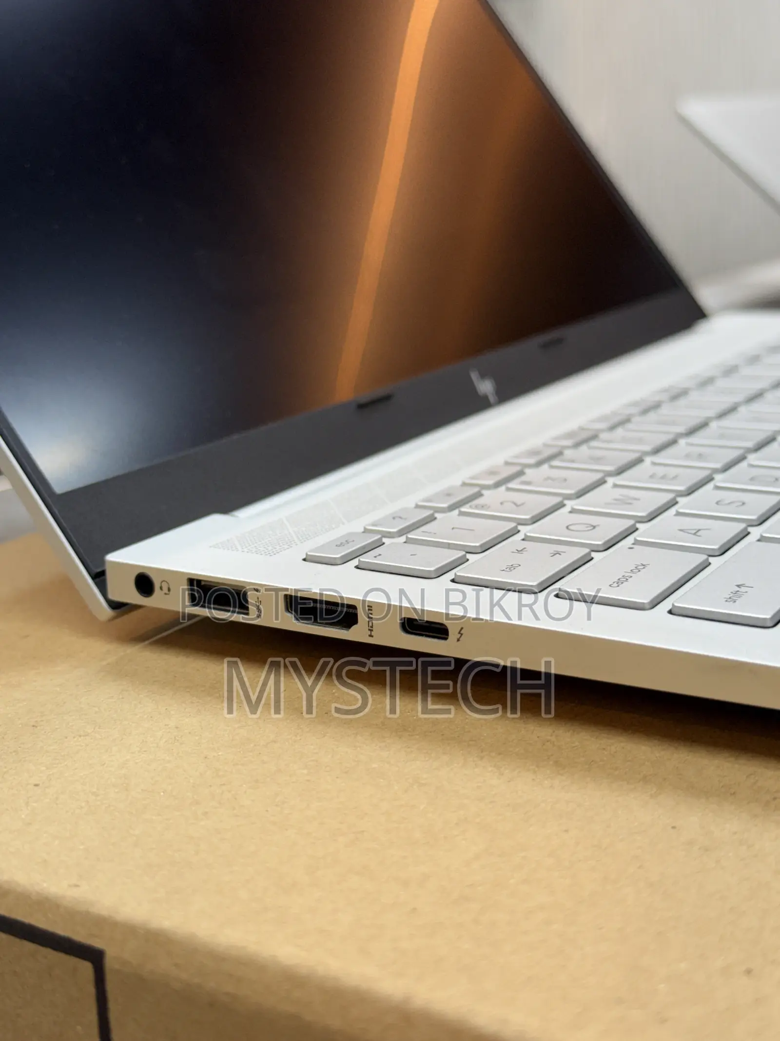 নতুন ল্যাপটপ HP Envy 14 8GB Intel Core i7 SSD 512GB