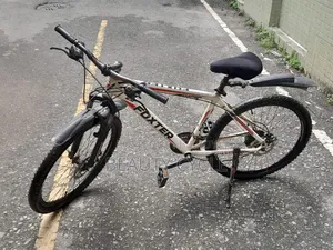 ফ্রেশ ফক্সটার গিয়ার সাইকেল