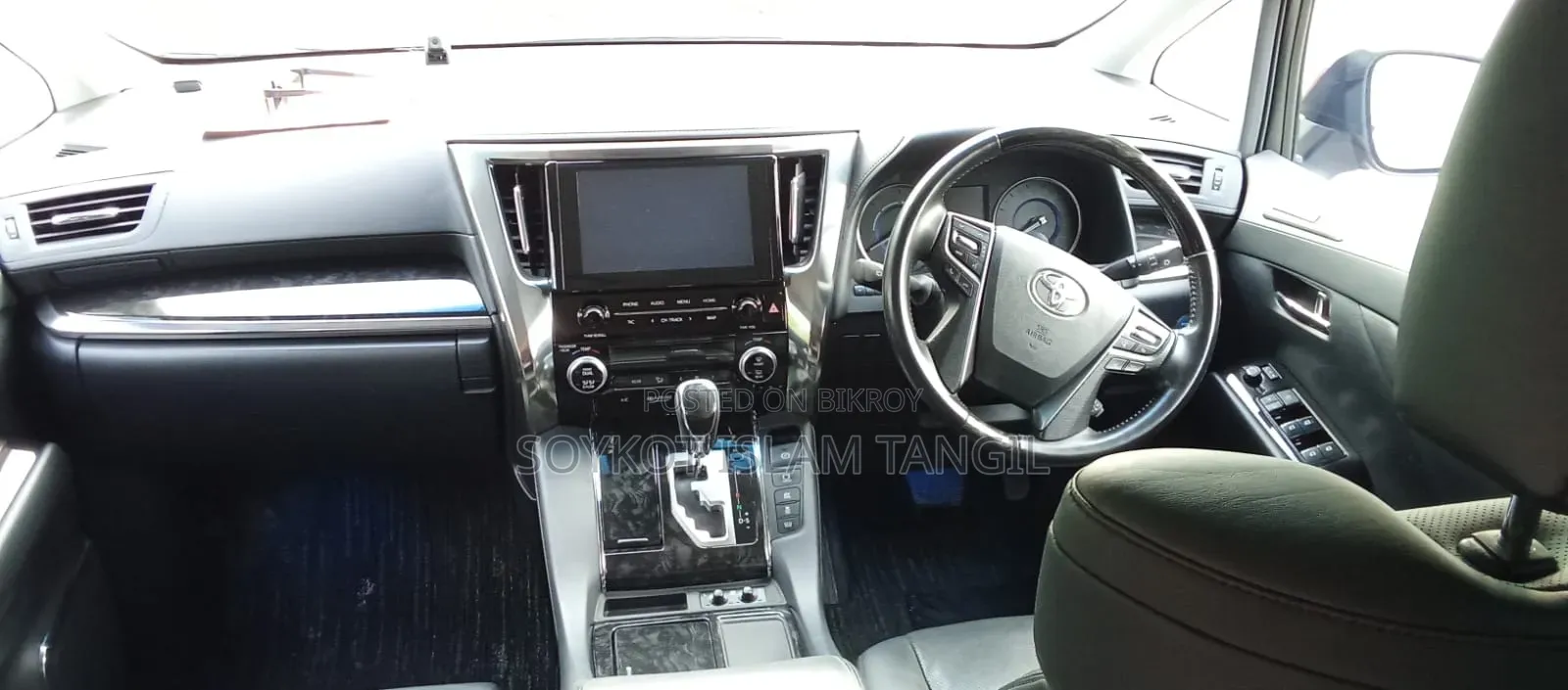 New Toyota Alphard 2020 Gray