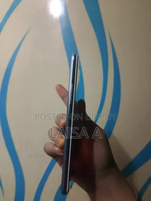 Oppo F7 64 GB Blue