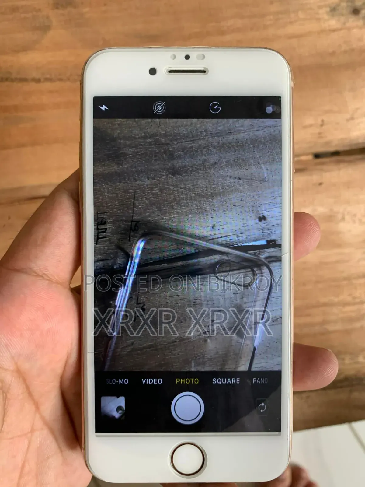 New Apple iPhone 8 64 GB Gold