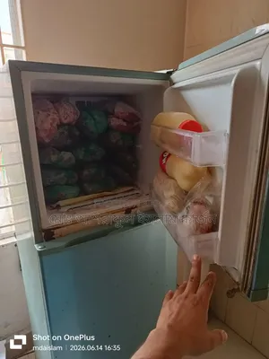 Lg Model: Gn-V228sl Type: Top Freezer Doors: 2 Capacity: 188 L (Net)