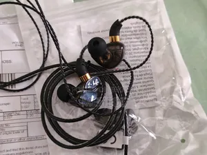 চীন থেকে ওলাফ ব্র্যান্ডের হেডফোন