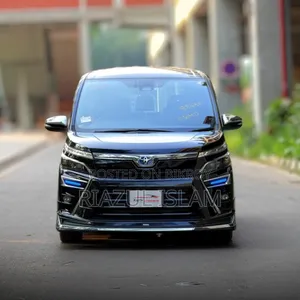 Toyota Voxy 2021 Black