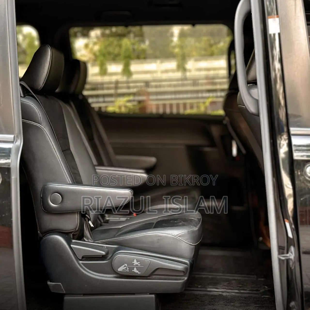 Toyota Voxy 2021 Black
