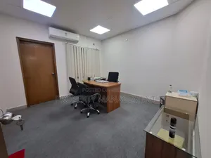 ৩০০০ বর্গফুট সম্পূর্ণ ফার্নিশড অফিস স্পেস ভাড়ার জন্য