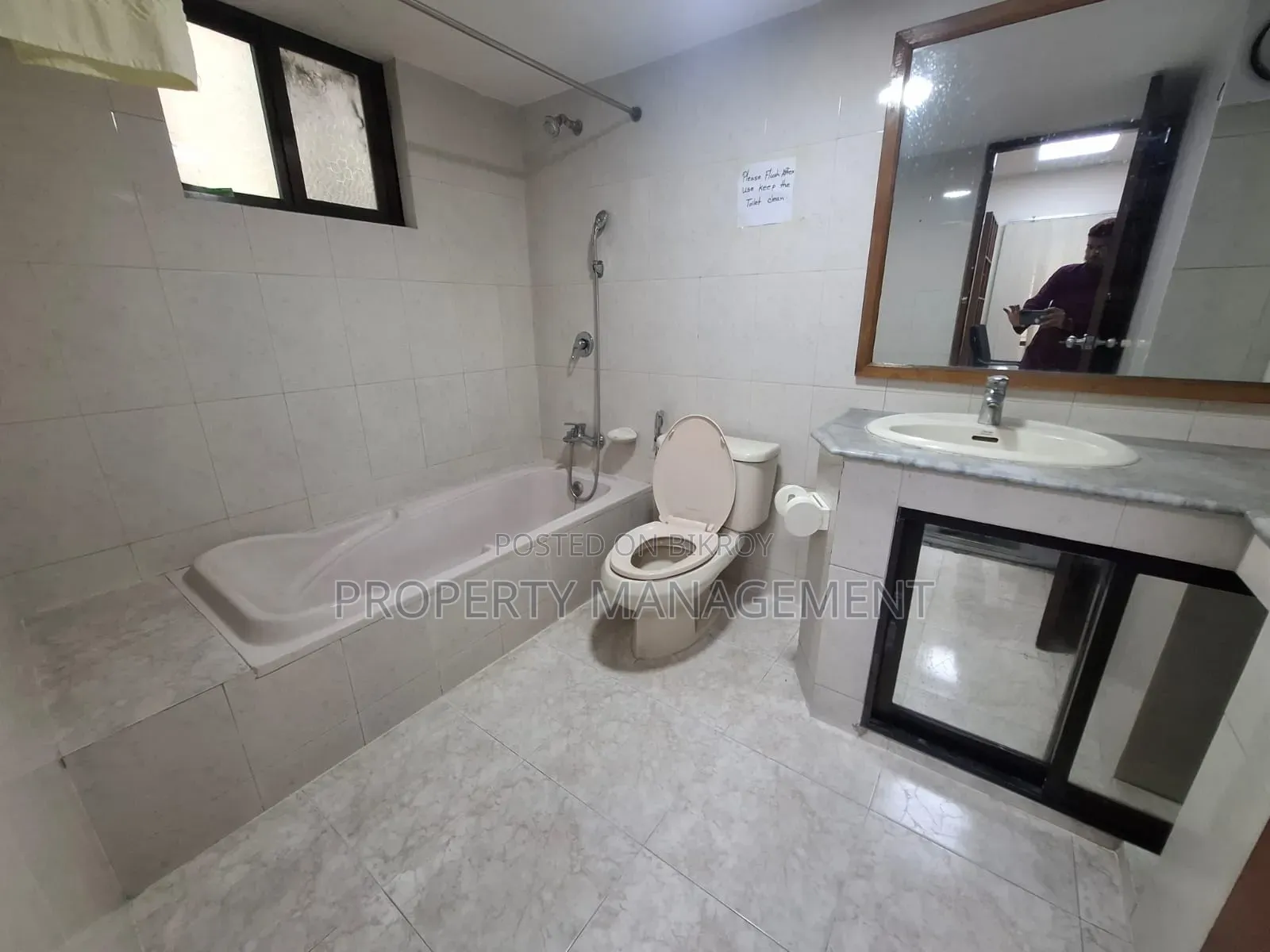 ৩০০০ বর্গফুট সম্পূর্ণ ফার্নিশড অফিস স্পেস ভাড়ার জন্য